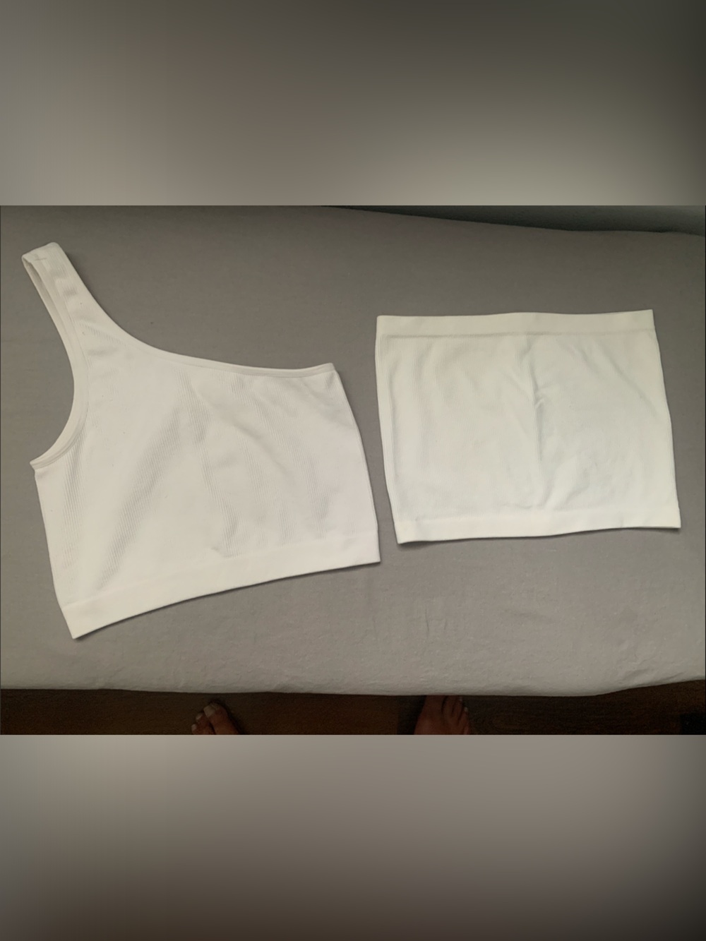 Bozzolo White Ribbed Two-Piece Set